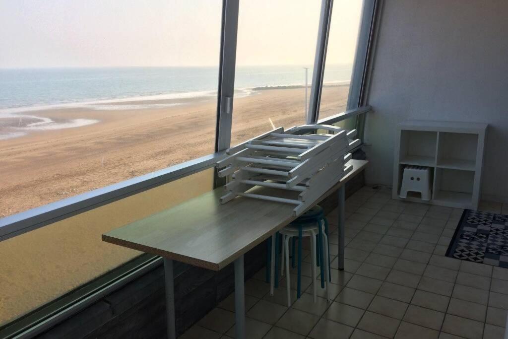 Appartement T2 Avec Vue Sur Mer Directe ! กูร์เซิล-โซร์-แม ภายนอก รูปภาพ